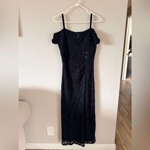 Elegant Black off shoulder Lace Dress - Candalite Petites M